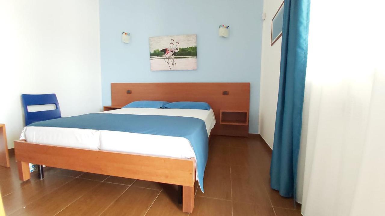Residence Bandiera Gialla 마르게리타디사보이아 외부 사진