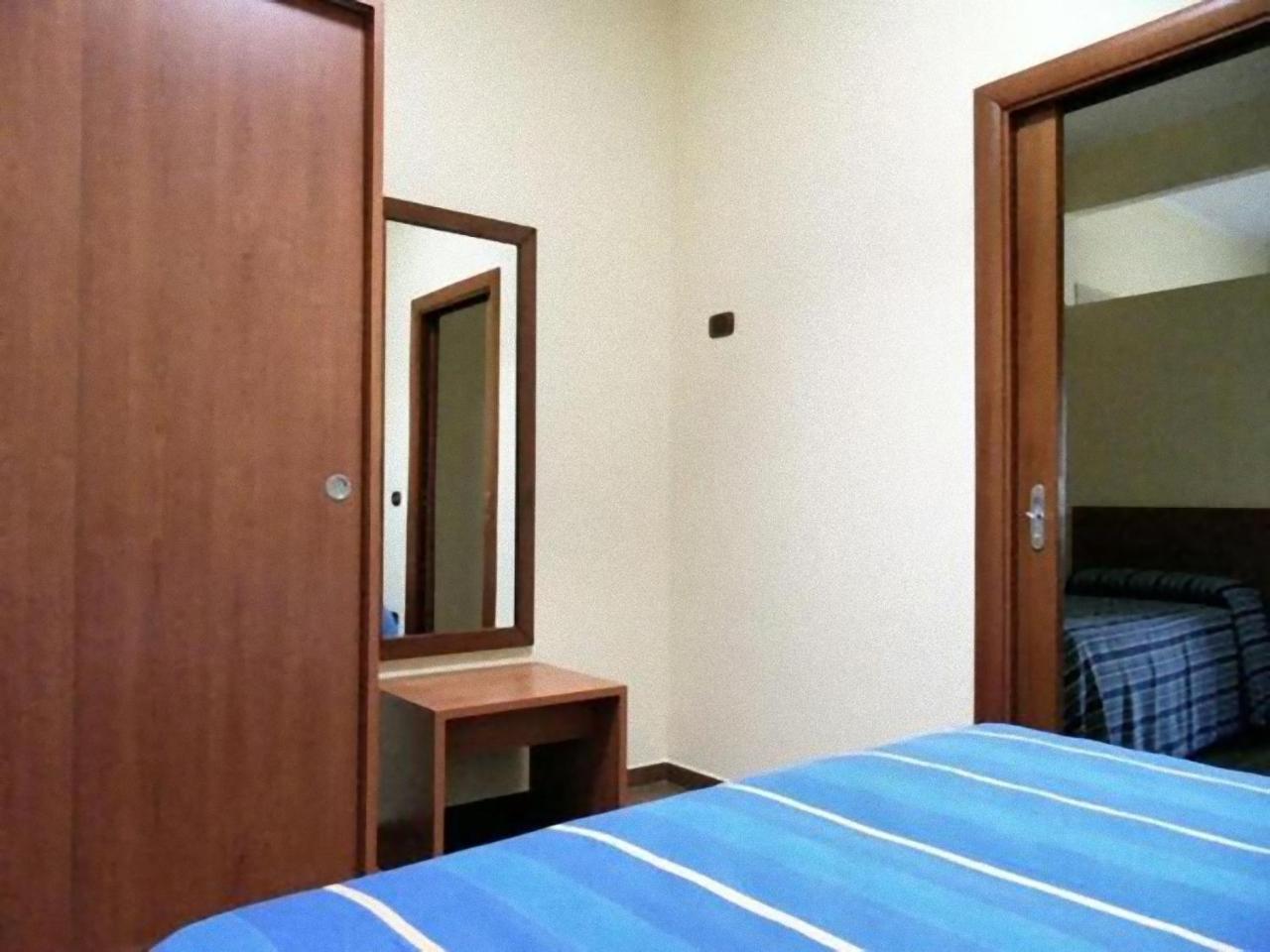 Residence Bandiera Gialla 마르게리타디사보이아 외부 사진